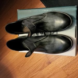 Women's Roan by Bedstu Black booties